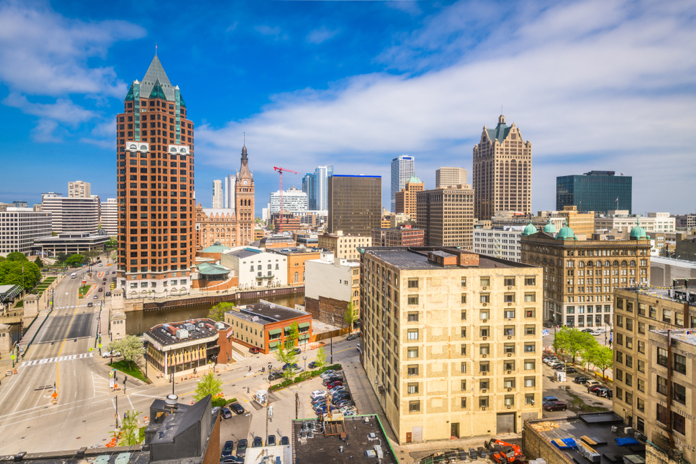 milwaukee skyline