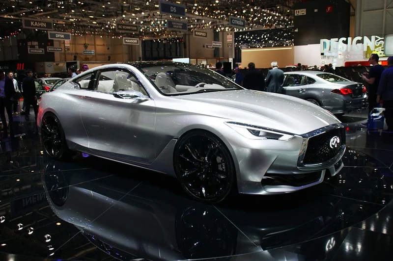 Silver Infiniti Q60