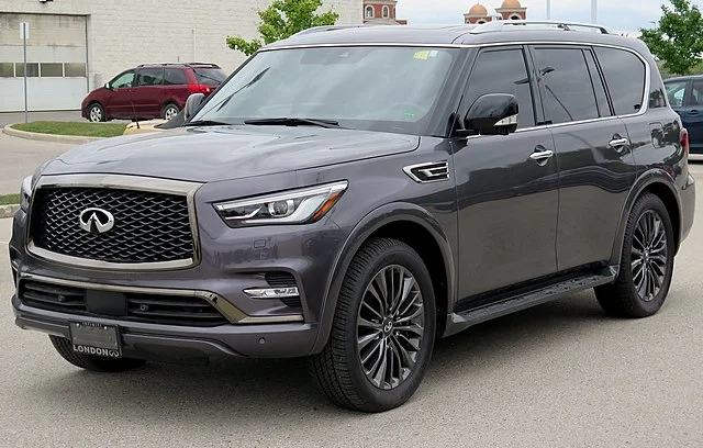 Black Infiniti QX80