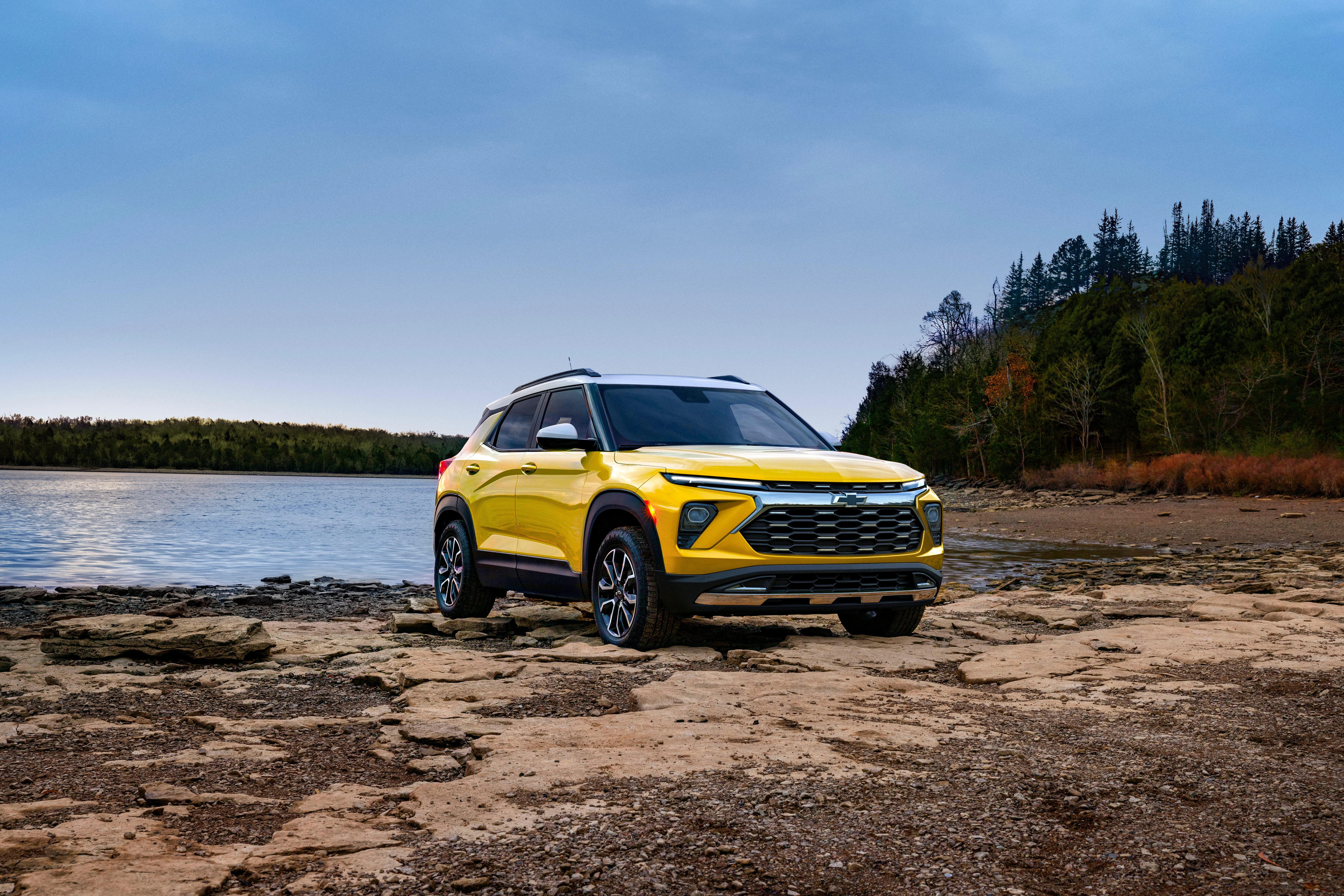 yellow 2024 Chevrolet Trailblazer ACTIV