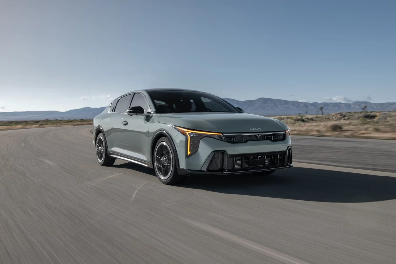 grey 2025 kia k4