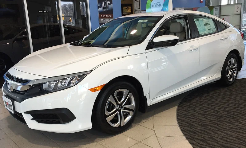 White 2016 Honda Civic