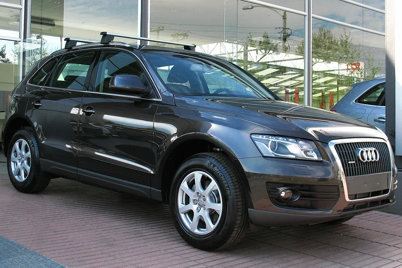 Black Audi Q3 