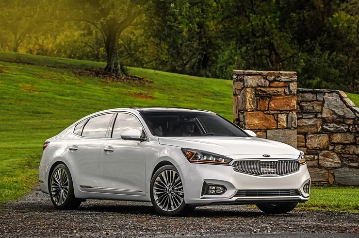 Silver Kia Cadenza parked outdoors