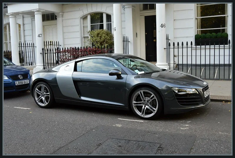 Black Audi R8