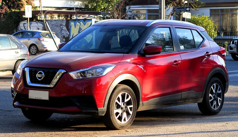 Red Nissan Kicks