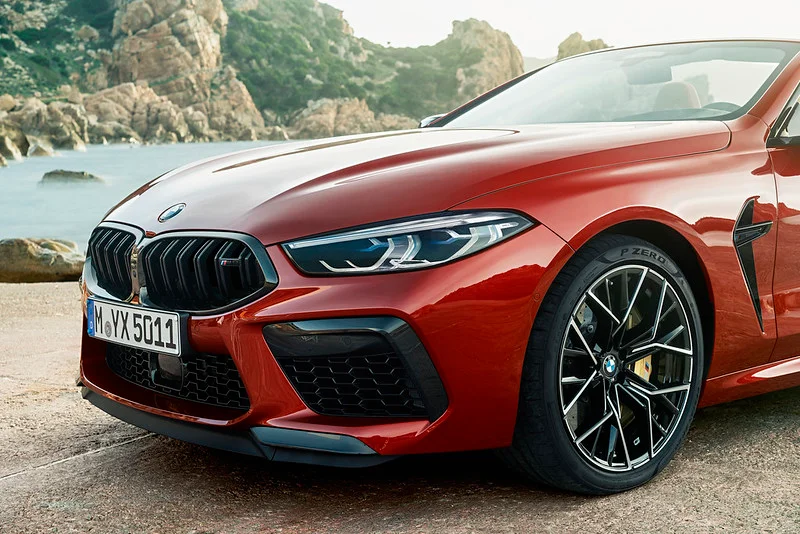 Red BMW M8