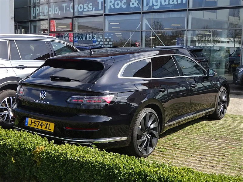 Black Volkswagen Arteon in a car lot