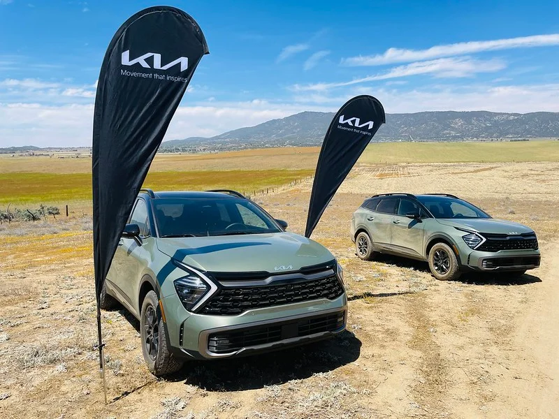 2023 Kia Sportages in the desert