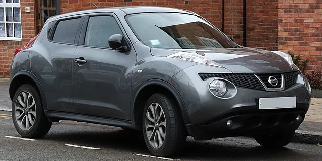 Grey Nissan Juke on the street