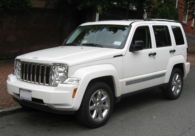 white jeep liberty