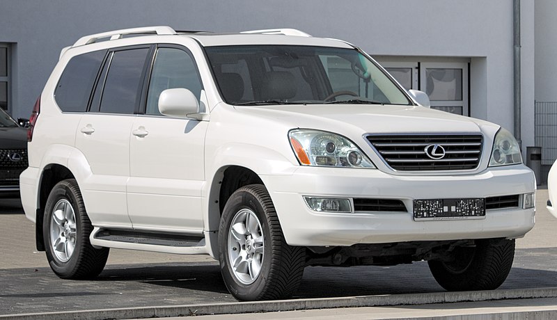 white Lexus GX 470