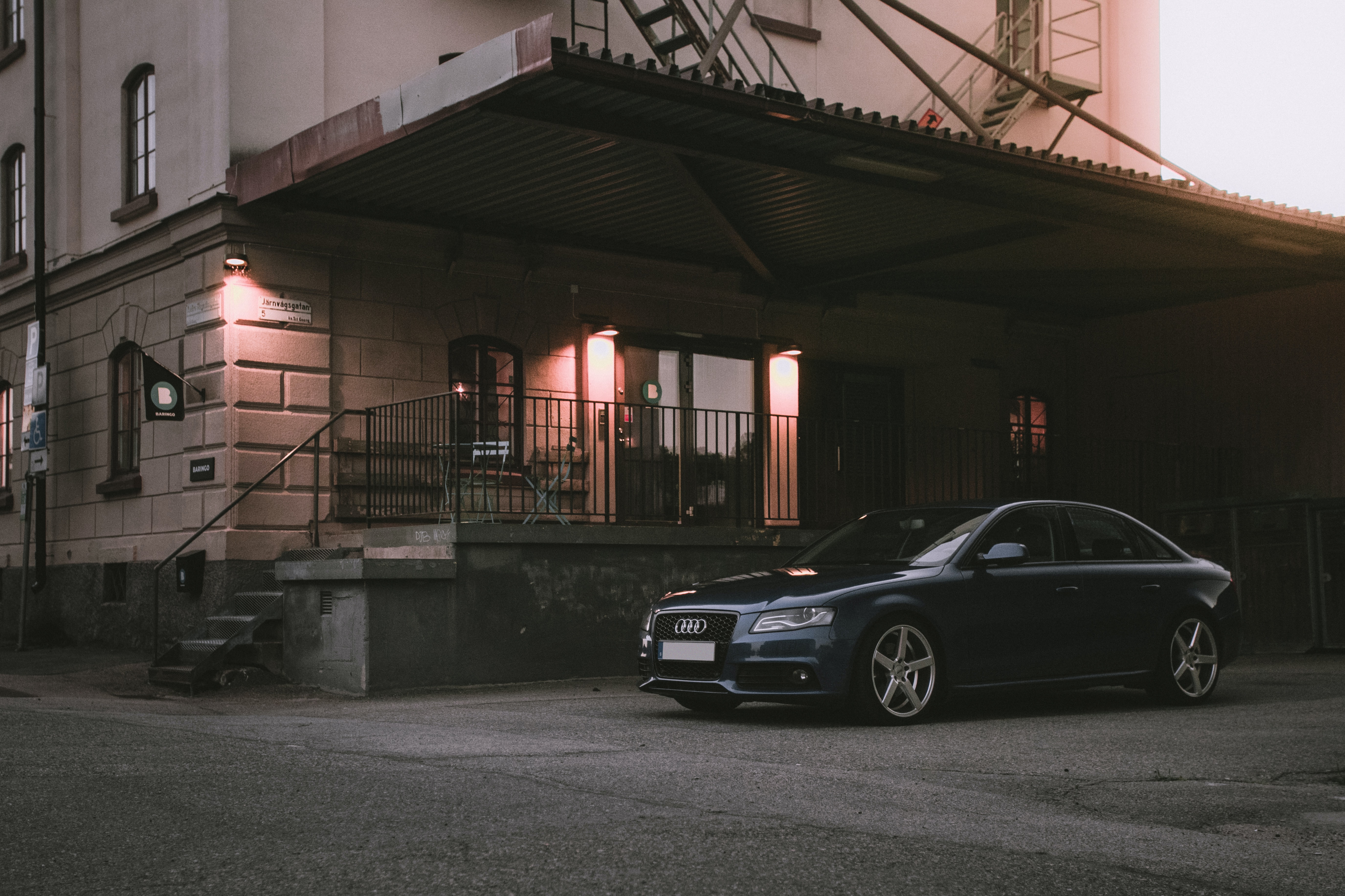 blue audi a4