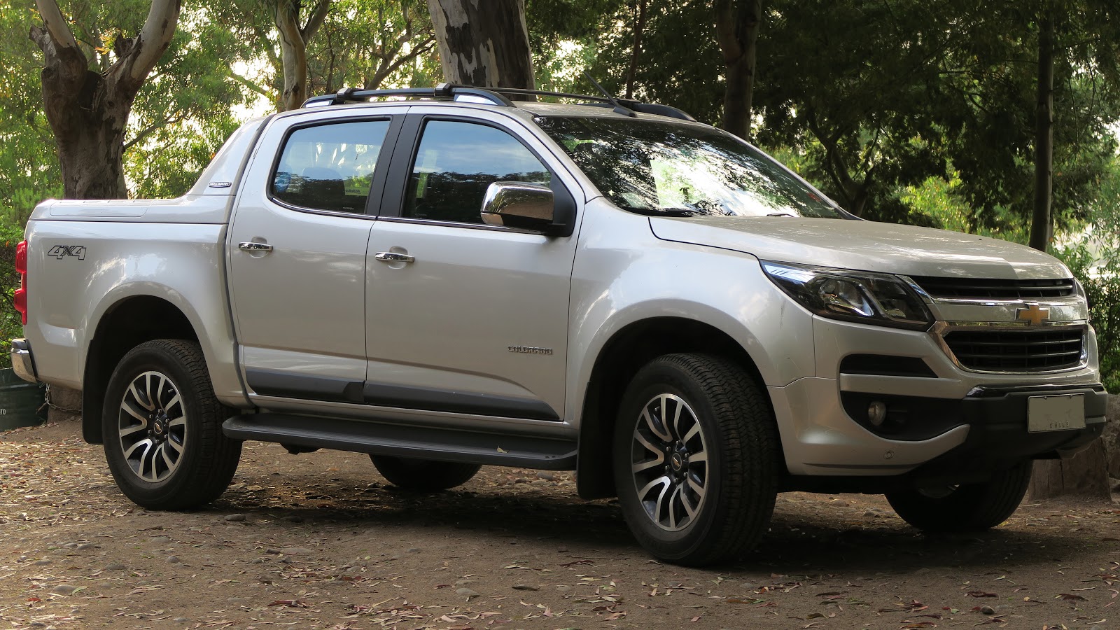 Photo of Chevrolet Colorado pickup