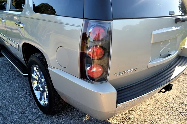 Rear bumper of a silver GMC Yukon