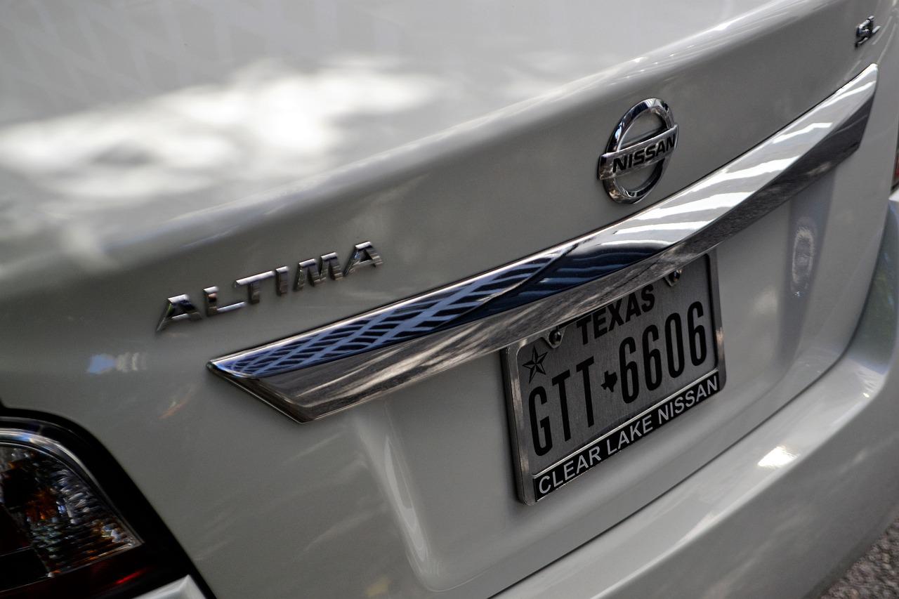 nissan logo on an altima