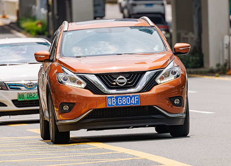 orange nissan murano