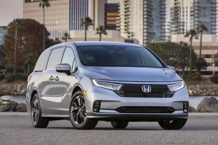 silver 2021 honda odyssey