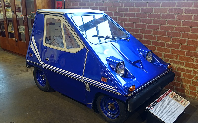 blue Sebring-Vanguard CitiCar