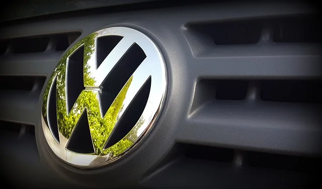 volkswagen logo